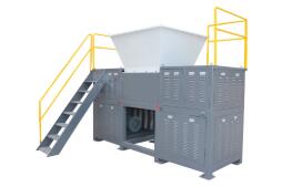 What are the characteristics of the four-axis shredder? What are its applications?