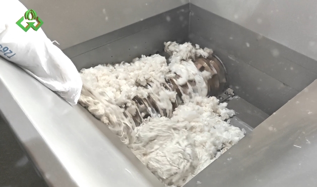 Chemical fiber shredder, single shaft shredder