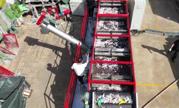 Waste plastic washing line