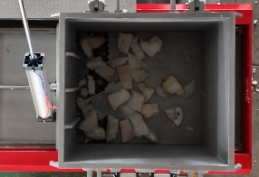 Head-mounted material shredding, single-shaft hard material shredding - Xinbei Machinery